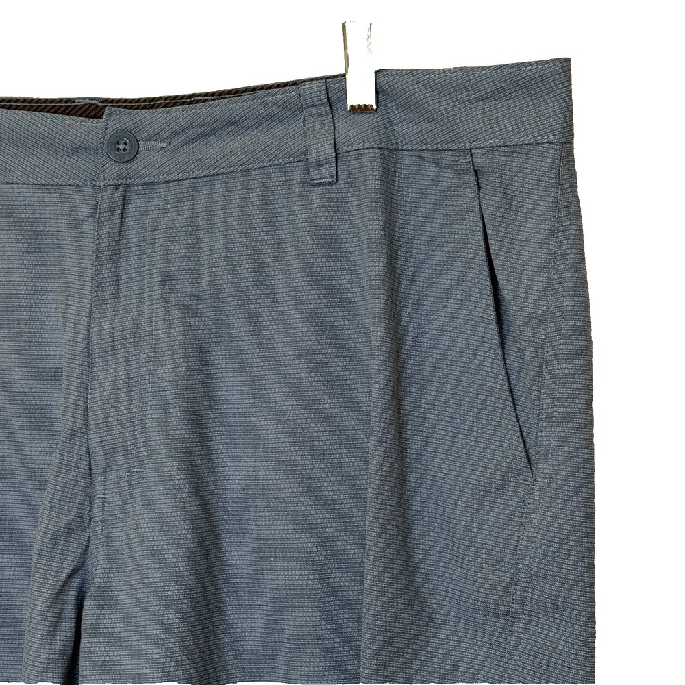 O'Neill Chino Shorts Mens Size 40 Light Blue Pin Stripe Flat Front Preppy - Picture 2 of 7